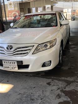 تۆیۆتا کامری